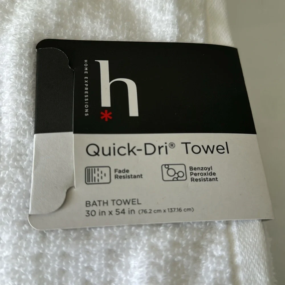 Home Expressions Quick Dry Solid White 2 Bath Towels 30in x 54in